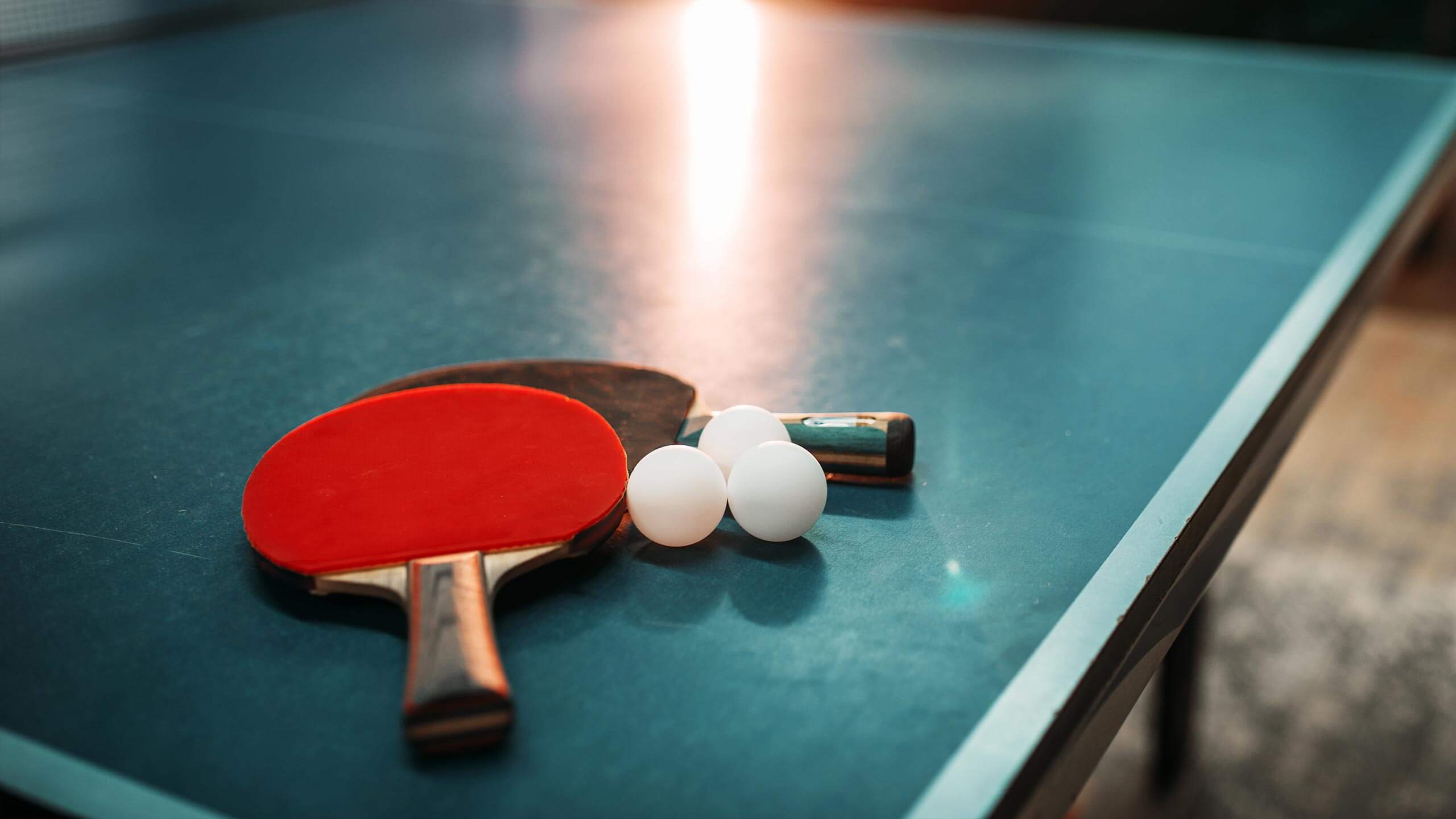 Game tables and card tables